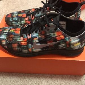 FREERUN CUSTOM COLOR! “Streetlight theme”!